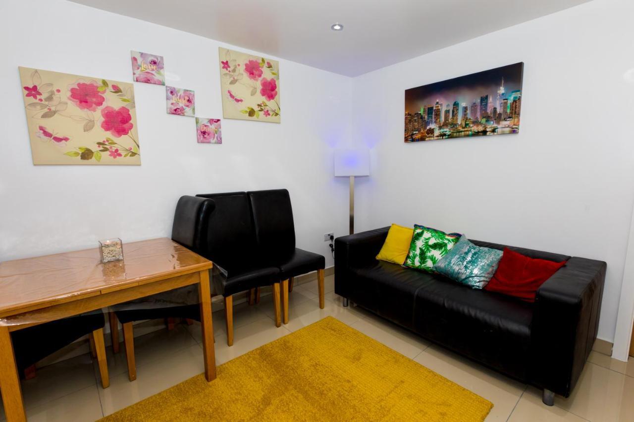 Comfortable Stay In Shirley, Solihull - Room 3 Kültér fotó