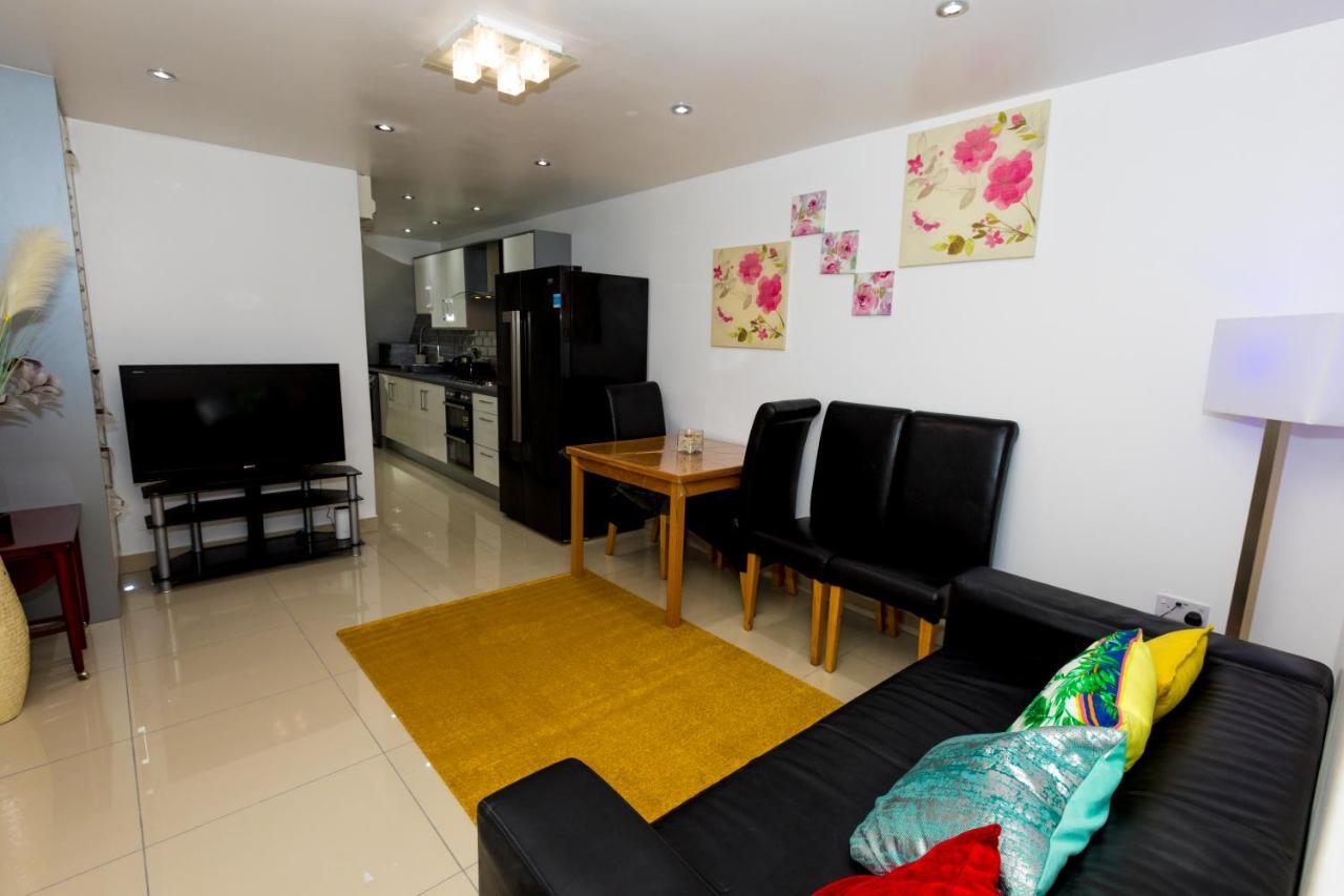 Comfortable Stay In Shirley, Solihull - Room 3 Kültér fotó